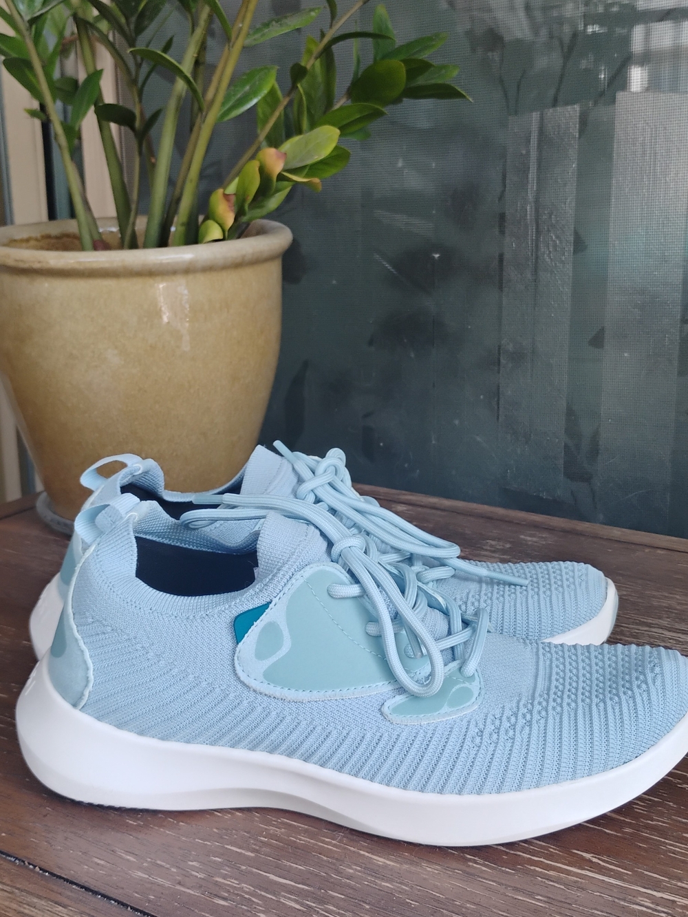 Vessi Everyday 2.0 Sky Blue Women's Sneakers Size 8 New In Box